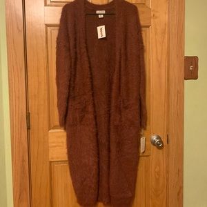 NWT & SO COMFY Rusty-red long sleeve cardigan!